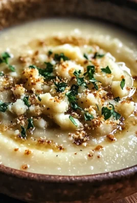 Asiago Roasted Garlic Cauliflower Soup for Cozy Days